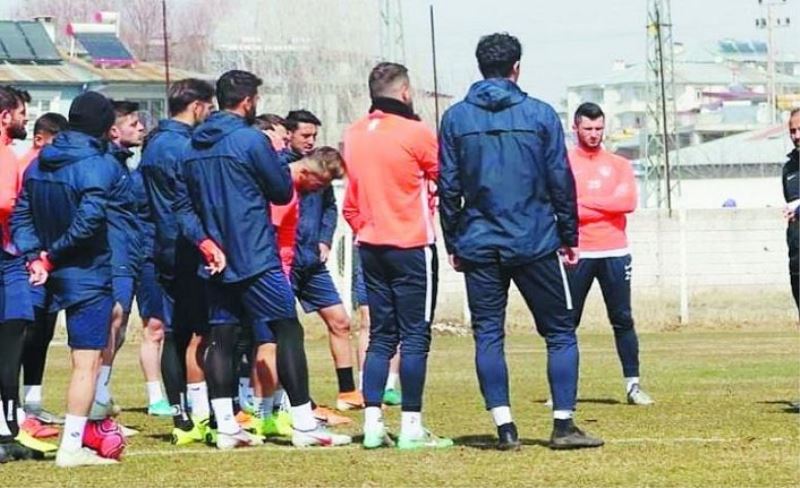 Vanspor, seyircisiz maçı kazanmak istiyor