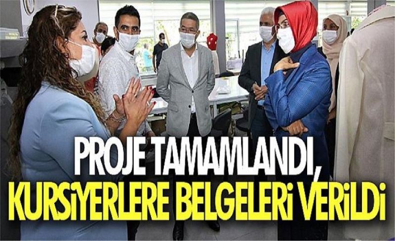 Proje tamamlandı, kursiyerlere belgeleri verildi