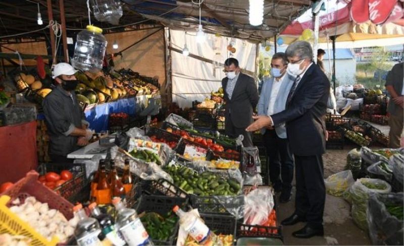 Vali Bilmez, Edremit'te pandemi denetimlerine katıldı