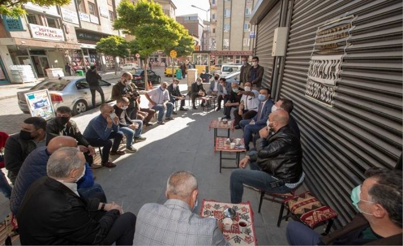 Başkan Vekili Aslan’ın esnaf buluşmaları sürüyor