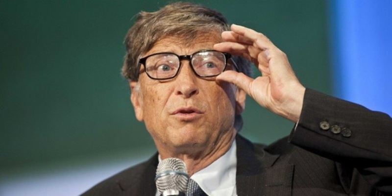 Bill Gates, koronavirüs için yeni tarihi açıkladı