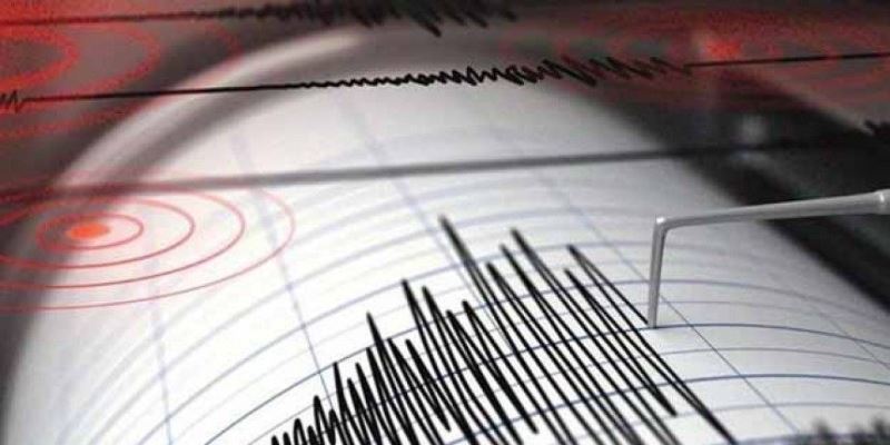 İzmir'de bir şiddetli deprem daha!