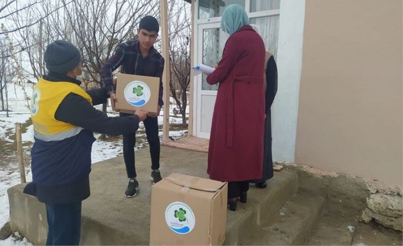 Gürpınar’daki mağdur ailelere belediye şefkati…