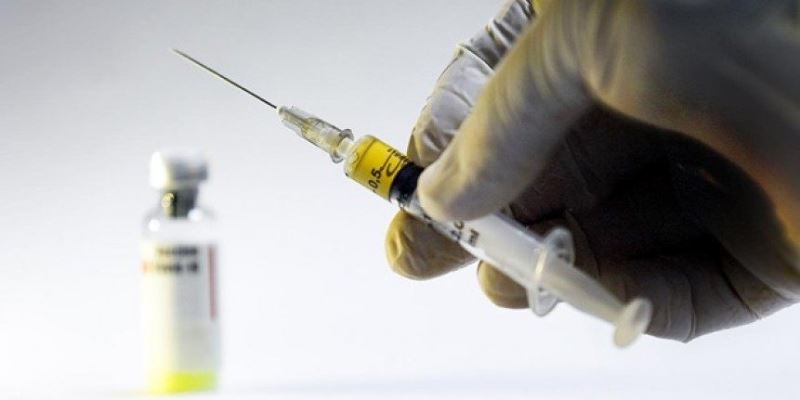 İkinci parti aşı pazar günü Türkiye'de olacak