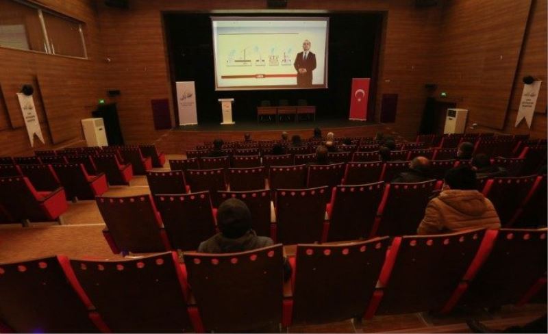 Büyükşehir'in eğitim seminerleri sürüyor