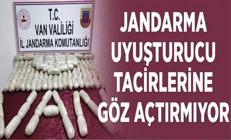 Jandarma uyuşturucu tacirlerine göz açtırmıyor