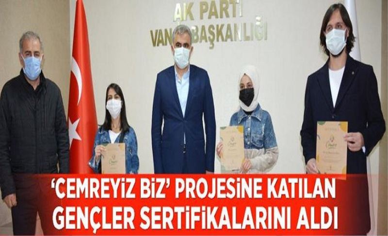 ‘Cemreyiz Biz’ projesine katılan gençler sertifikalarını aldı