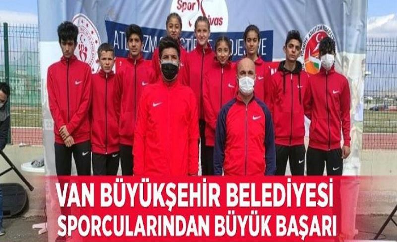 Van Büyükşehir Belediyesi sporcularından büyük başarı