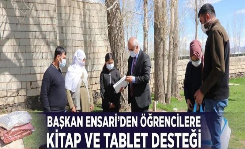 Başkan Ensari’den öğrencilere kitap ve tablet desteği