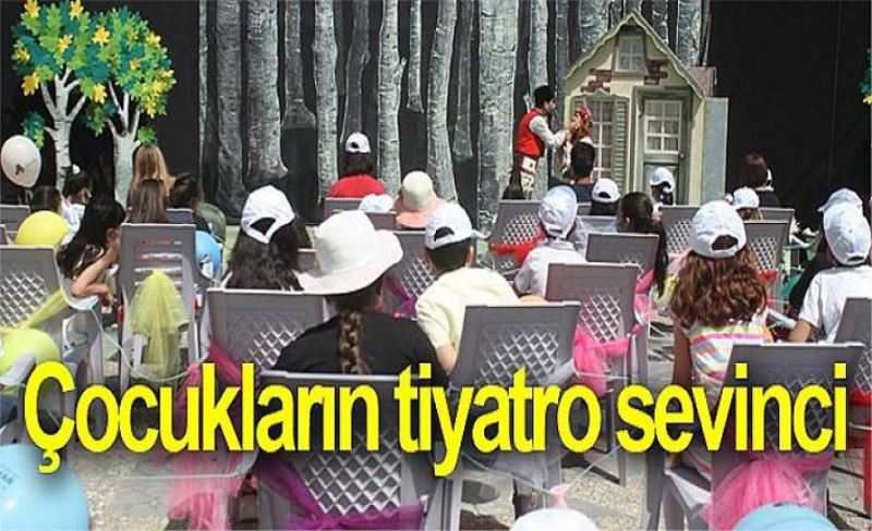 Çocukların tiyatro sevinci