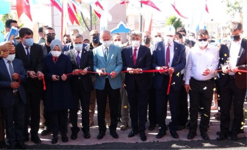Tuşba Belediyesi'nin ‘İbrahim Öngün Parkı’ hizmete açıldı