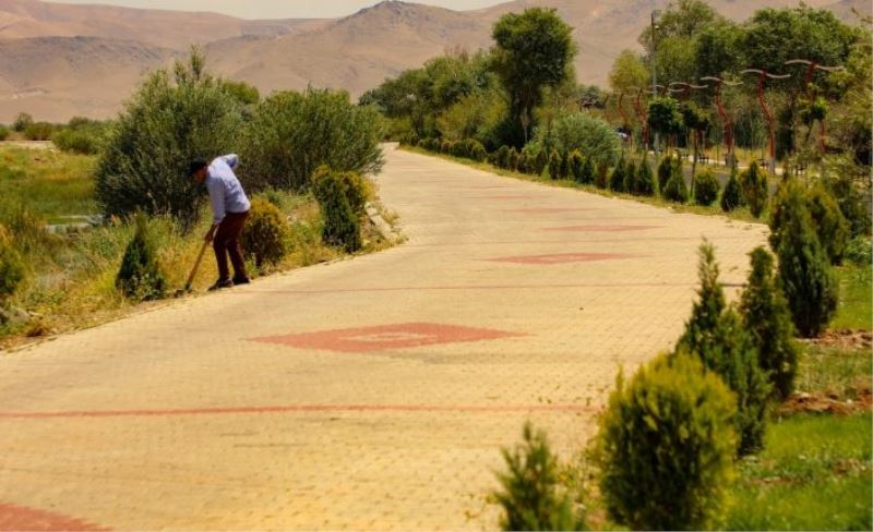 Gürpınar Belediyesi’nden yeşillendirme çalışması