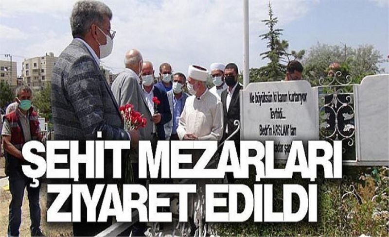 Şehit mezarları ziyaret edildi