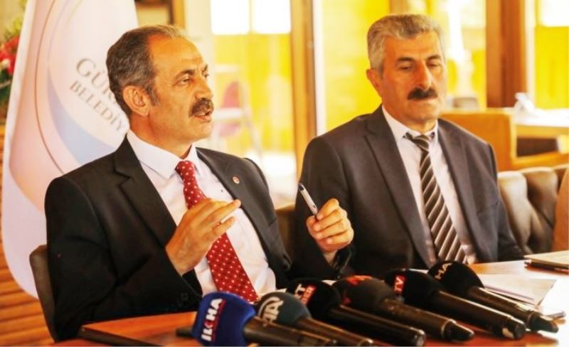 Tanış: Gürpınar'da önemli hizmetlere imza atıyoruz