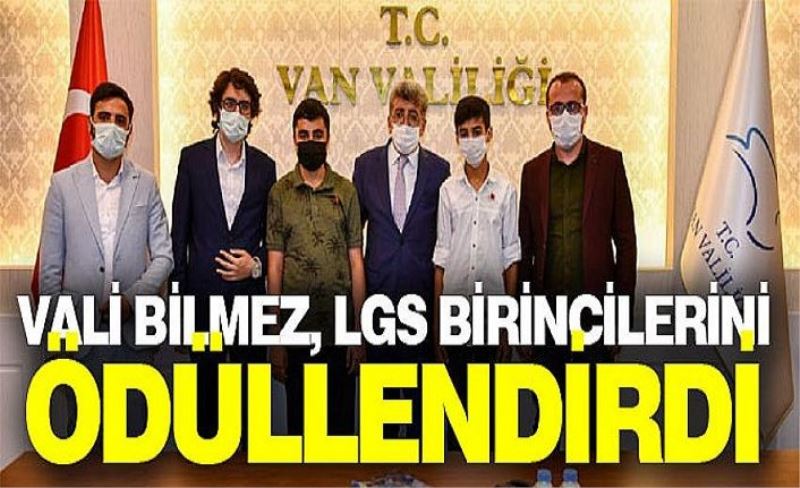 Vali Bilmez, LGS birincilerini ödüllendirdi