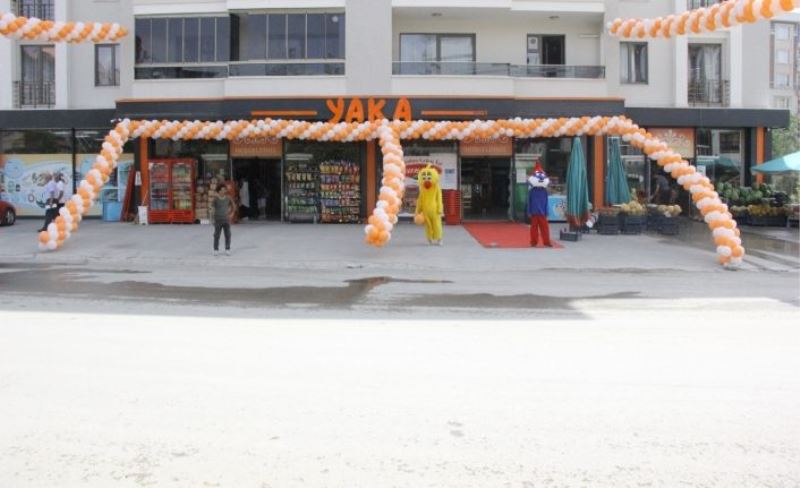 YAKA Marketler Zinciri Gölbaşı’nda 12. şubesini açtı