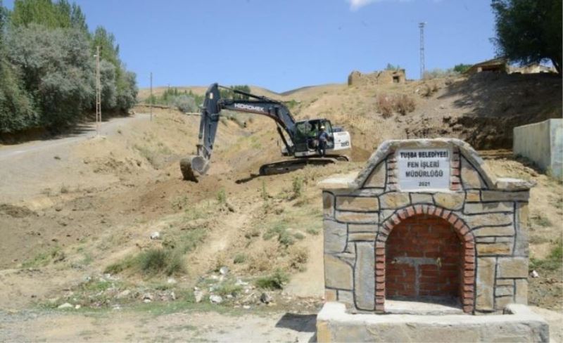 Tuşba Belediyesi'nin ‘Eyvanlı Çeşme’ projesi devam ediyor