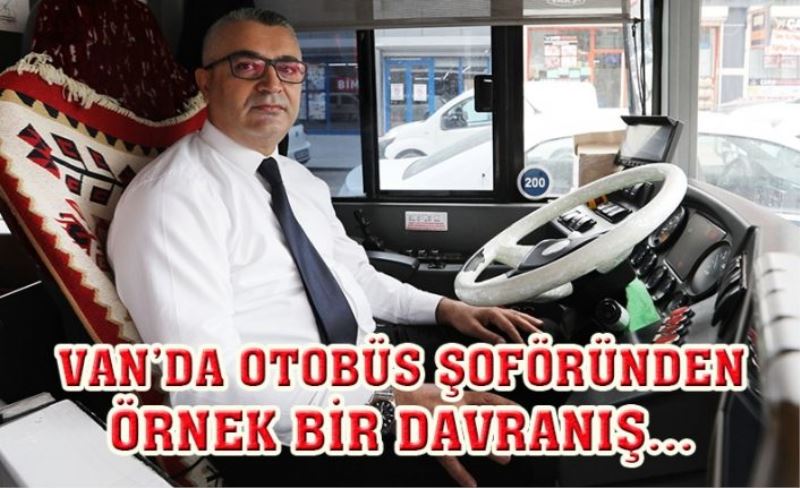 Otobüs şoförü fenalaşan yolcuyu hastaneye yetiştirdi