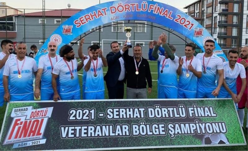 Serhat Dörtlü Final şampiyonu Van ekibi...