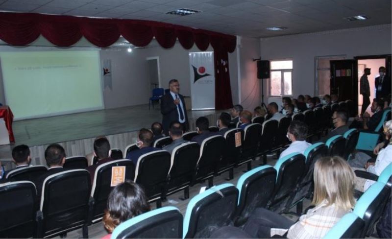 Yeni atanan öğretmenlere seminer