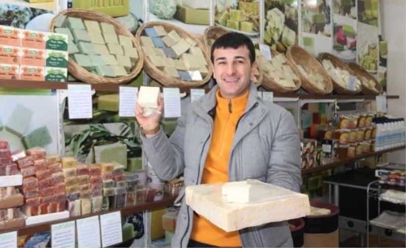 Van Gölü suyundan sabun üretti