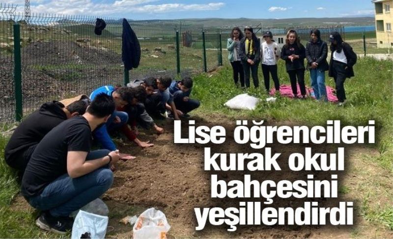 Okul bahçesini meyve ve sebze bahçesine dönüştürdüler