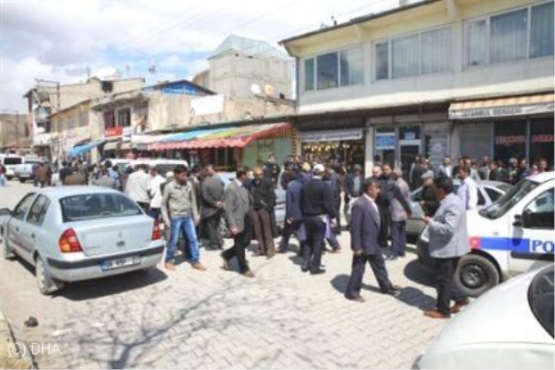 Arazi Kavgasında Oğlunu Vurdu