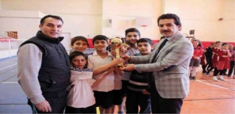 Badminton İl Birinciliği müsabakaları sona erdi