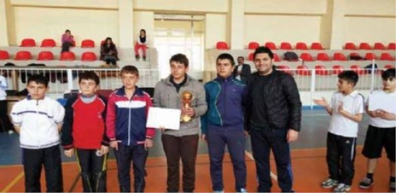 Badminton müsabakaları sona erdi