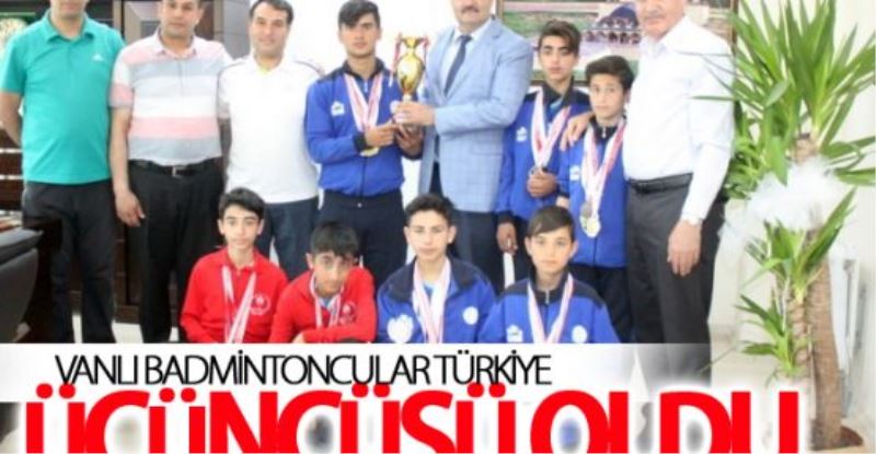 Başarılı sporculardan Tevke’ye ziyaret…