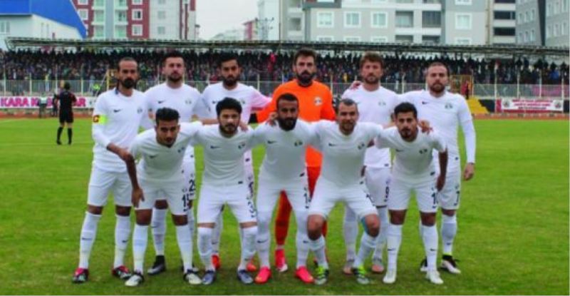 B.B.Vanspor lidere konuk oluyor