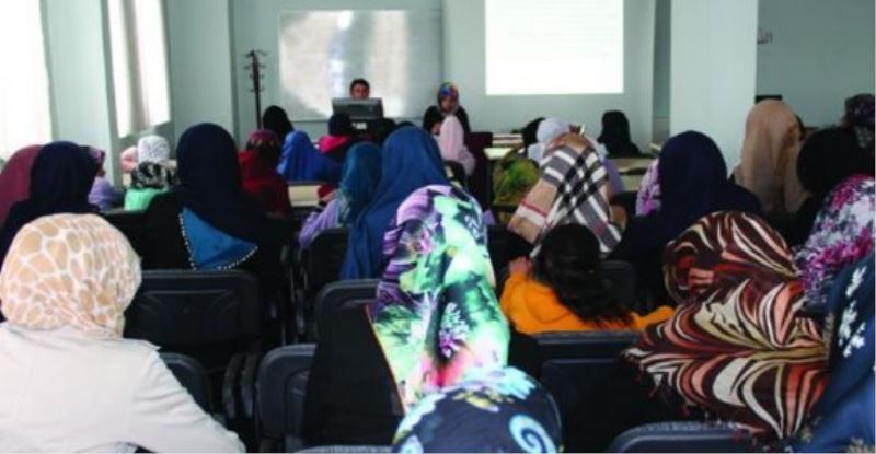 Çaldıran’da ‘Çocuklarda Din Eğitimi ve Mahremiyet’ semineri