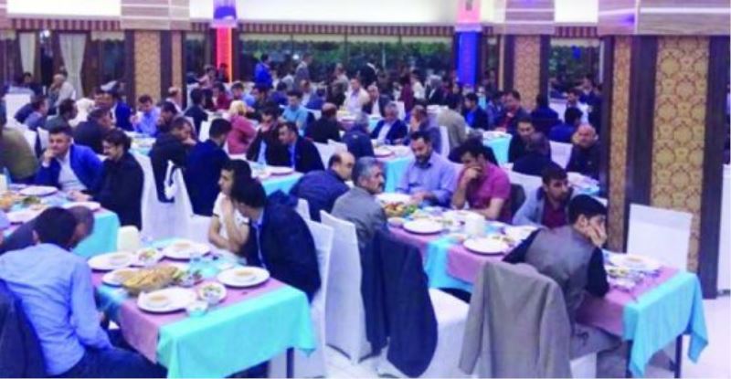 Eğitim-Bir-Sen Van Şubesi’nden iftar yemeği