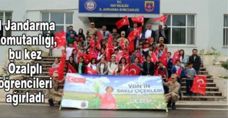 İl Jandarma Komutanlığı, bu kez Özalplı öğrencileri ağırladı