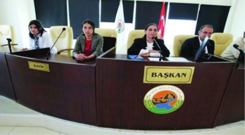 İpekyolu Belediyesi ilk toplantısını yaptı 