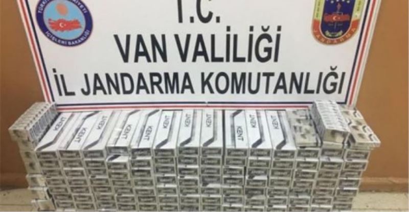 Jandarma Gevaş’ta bin 530 paket sigara ele geçirdi