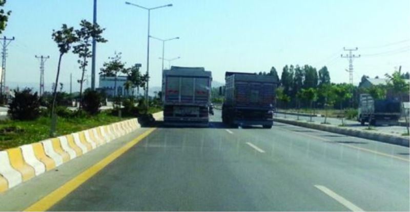 Kamyonların sol şeridi kullanması tepki topluyor