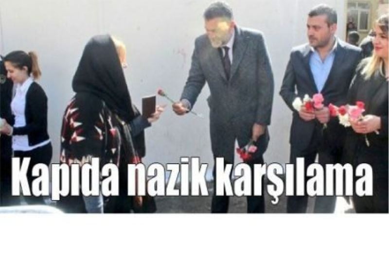 Kapıda nazik karşılama