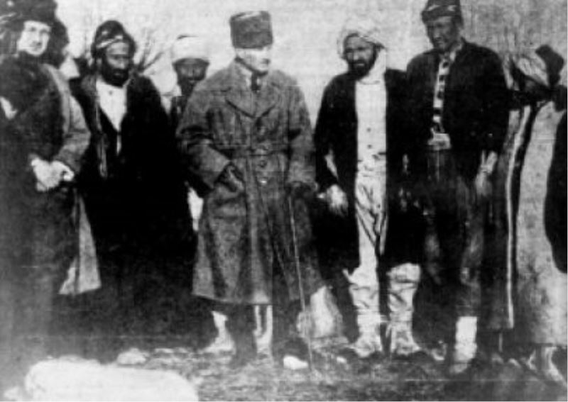 Mustafa Kemal, Atatürk ve Kürtler