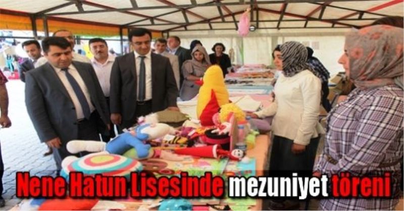 Nene Hatun Lisesinde mezuniyet töreni