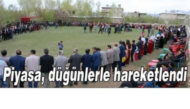 Piyasa, düğünlerle hareketlendi