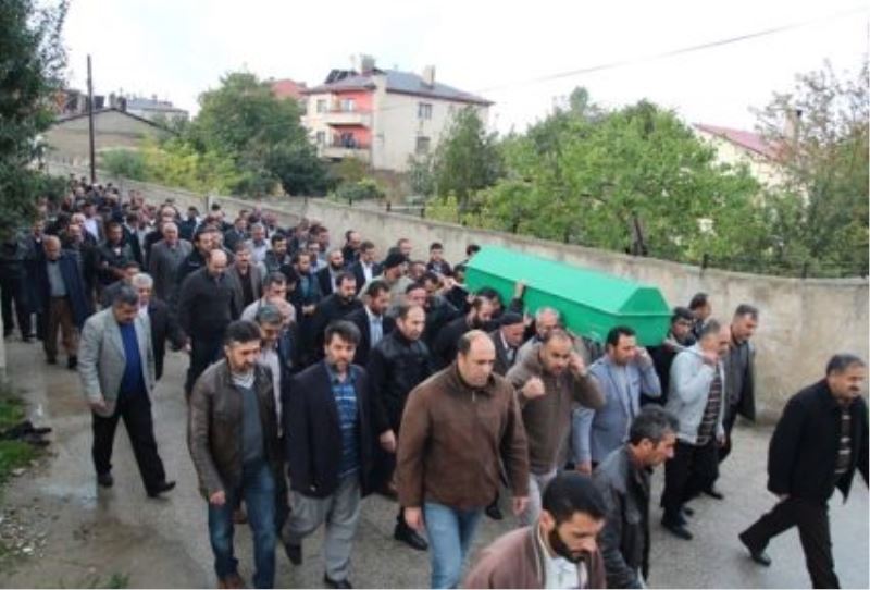 PKK tarafından katledilen Şener toprağa verildi. VİDEO HABER