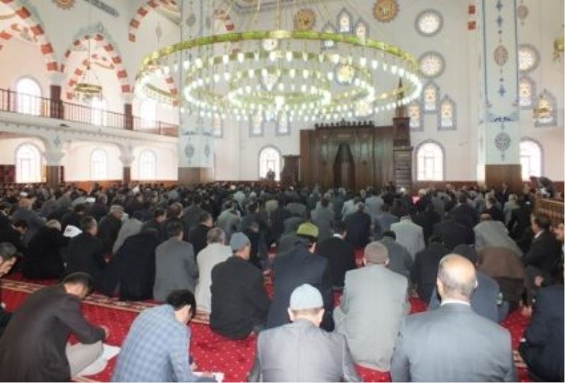 Van Müftüsü imam ve kursiyerle bir araya geldi