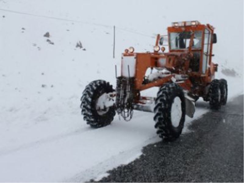 Van`da 70 köy yolu ulaşıma kapandı