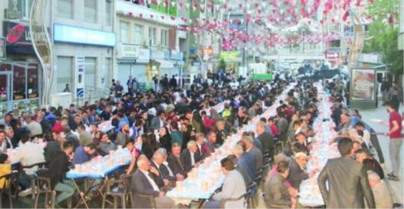 VEDAŞ iftar sofralarında 15 bin kişi ağırladı