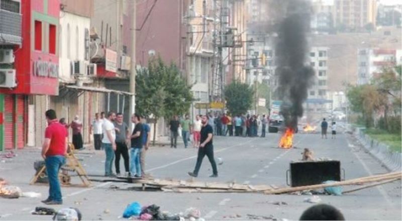 YENİDEN DÜNE UYANMAK!