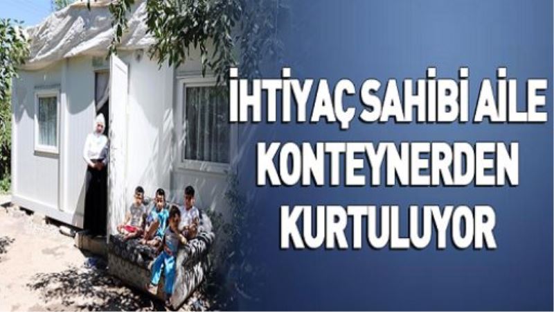 Zeytin ailesi konteynerden kurtuluyor